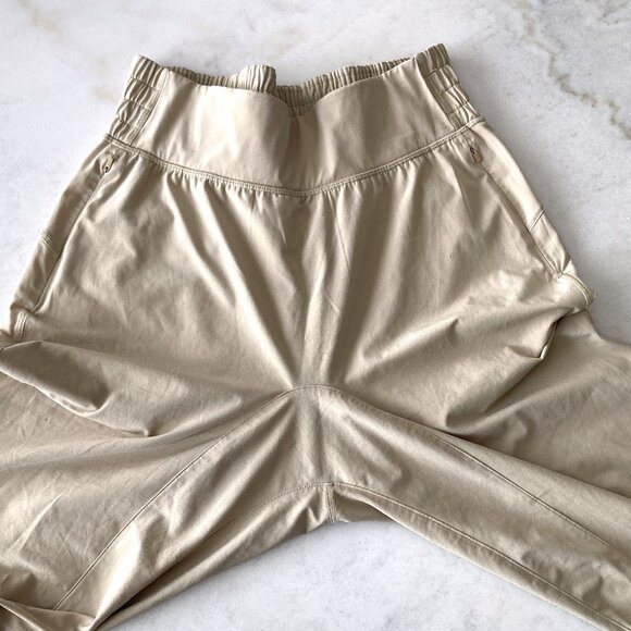 Lululemon Sun Setter High Rise Jogger / pants (Trench) beige / tan lightweight - Picture 6 of 7